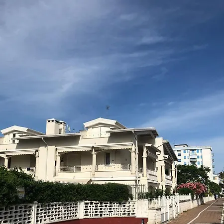 El Dorado 住宿加早餐酒店